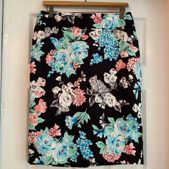 Robe Longue Florale Noir Charter Club - Taille 6P (Petite) Occasion Très Bon état